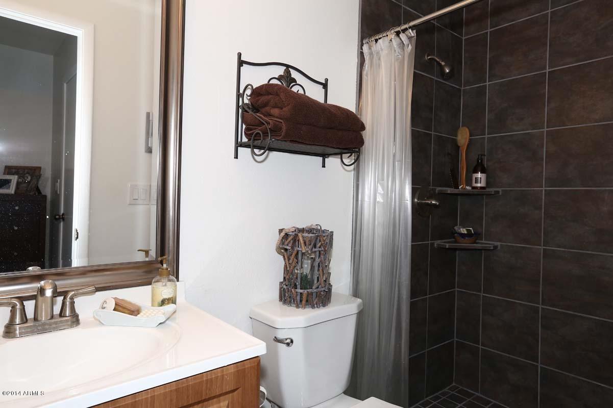 6929 East Osborn Road, Unit F Scottsdale, AZ 85251 - Photo 23 of 44 Guest Bath