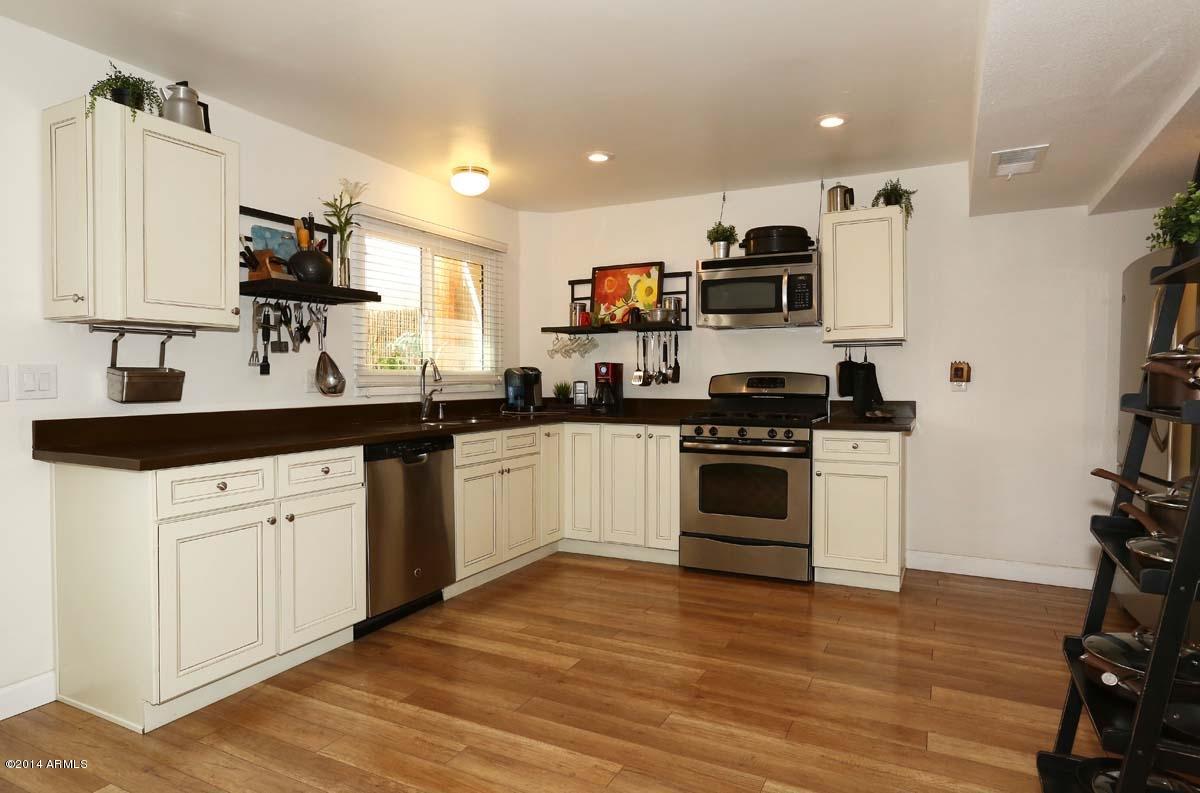 6929 East Osborn Road, Unit F Scottsdale, AZ 85251 - Photo 4 of 44 Kitchen