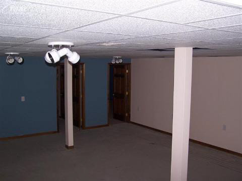 702 Getman Road Owosso, MI 48867 - Photo 19 of 26 20208861-18.JPG