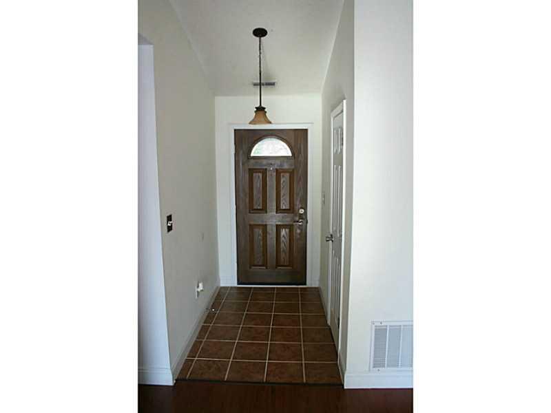 4068 Raintree Road Indianapolis, IN 46234 - Photo 3 of 14