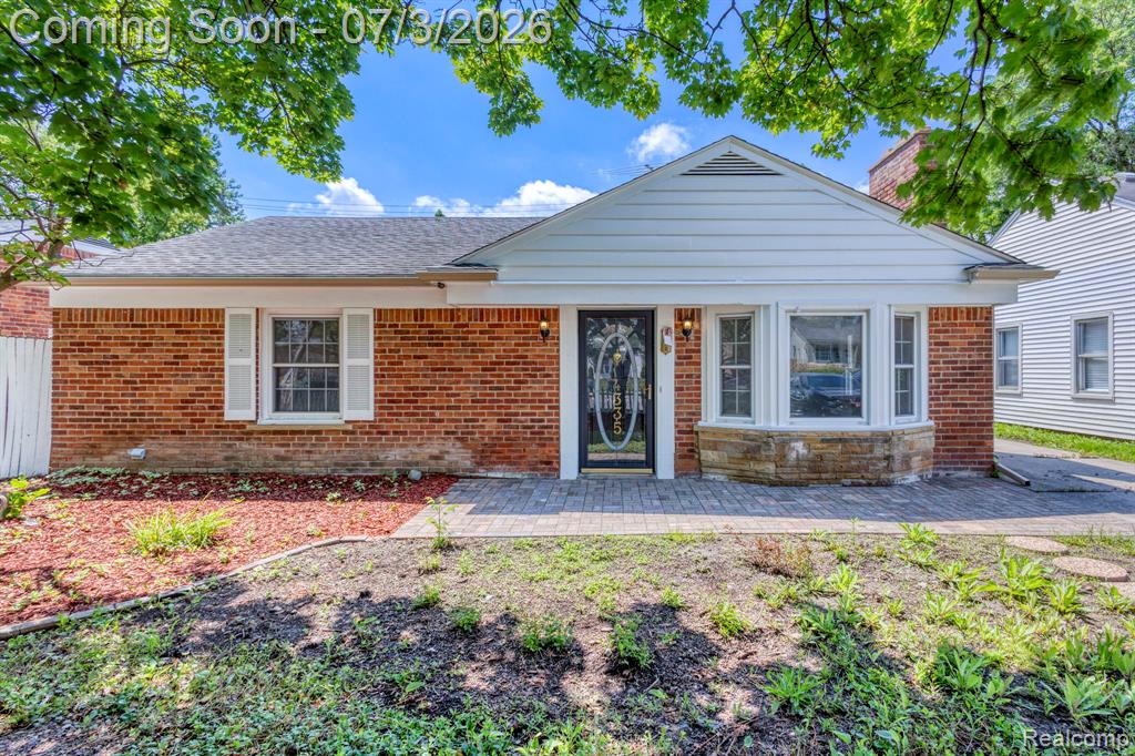 4335 West 14 Mile Road Royal Oak, MI 48073 - Photo 2 of 44