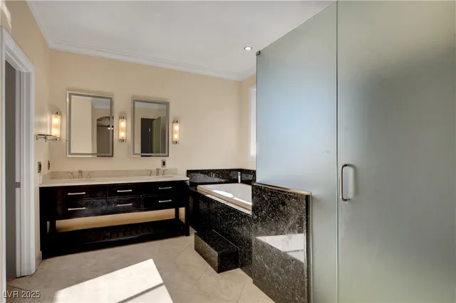 $3,100 | 493 Grassrange Lane, Henderson, NV 89052