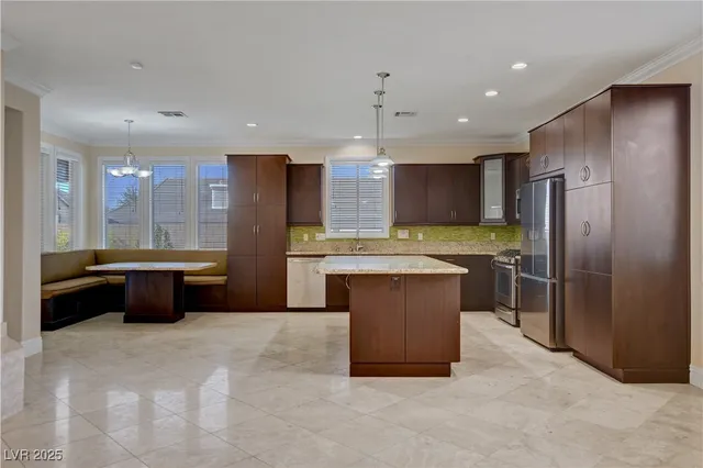 $3,100 | 493 Grassrange Lane, Henderson, NV 89052