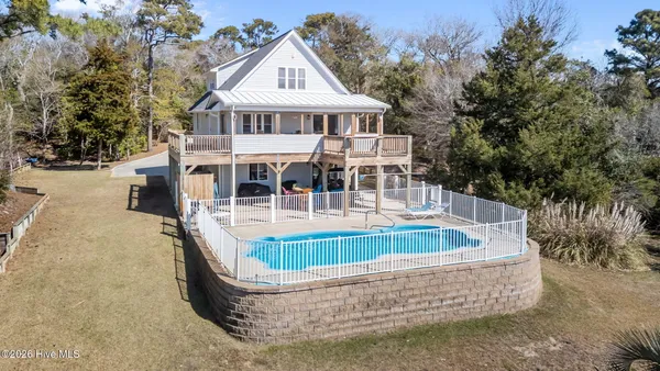 $799,900 | 7411 Archers Creek Court, Emerald Isle, NC 28594