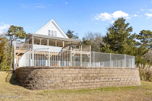 $799,900 | 7411 Archers Creek Court, Emerald Isle, NC 28594