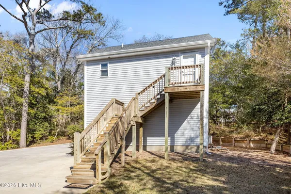 $799,900 | 7411 Archers Creek Court, Emerald Isle, NC 28594