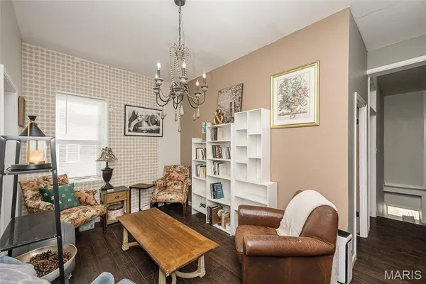 $185,000 | 3943 Ohio Avenue, St. Louis, MO 63118