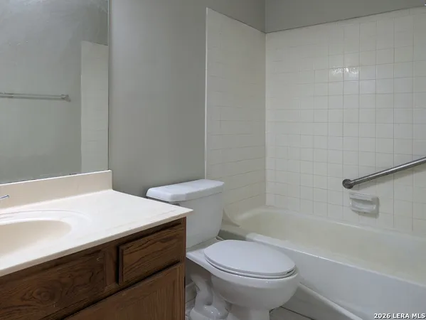 $1,600 | 7427 Lazy Trail, San Antonio, TX 78250