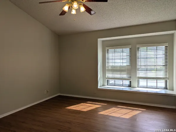 $1,600 | 7427 Lazy Trail, San Antonio, TX 78250