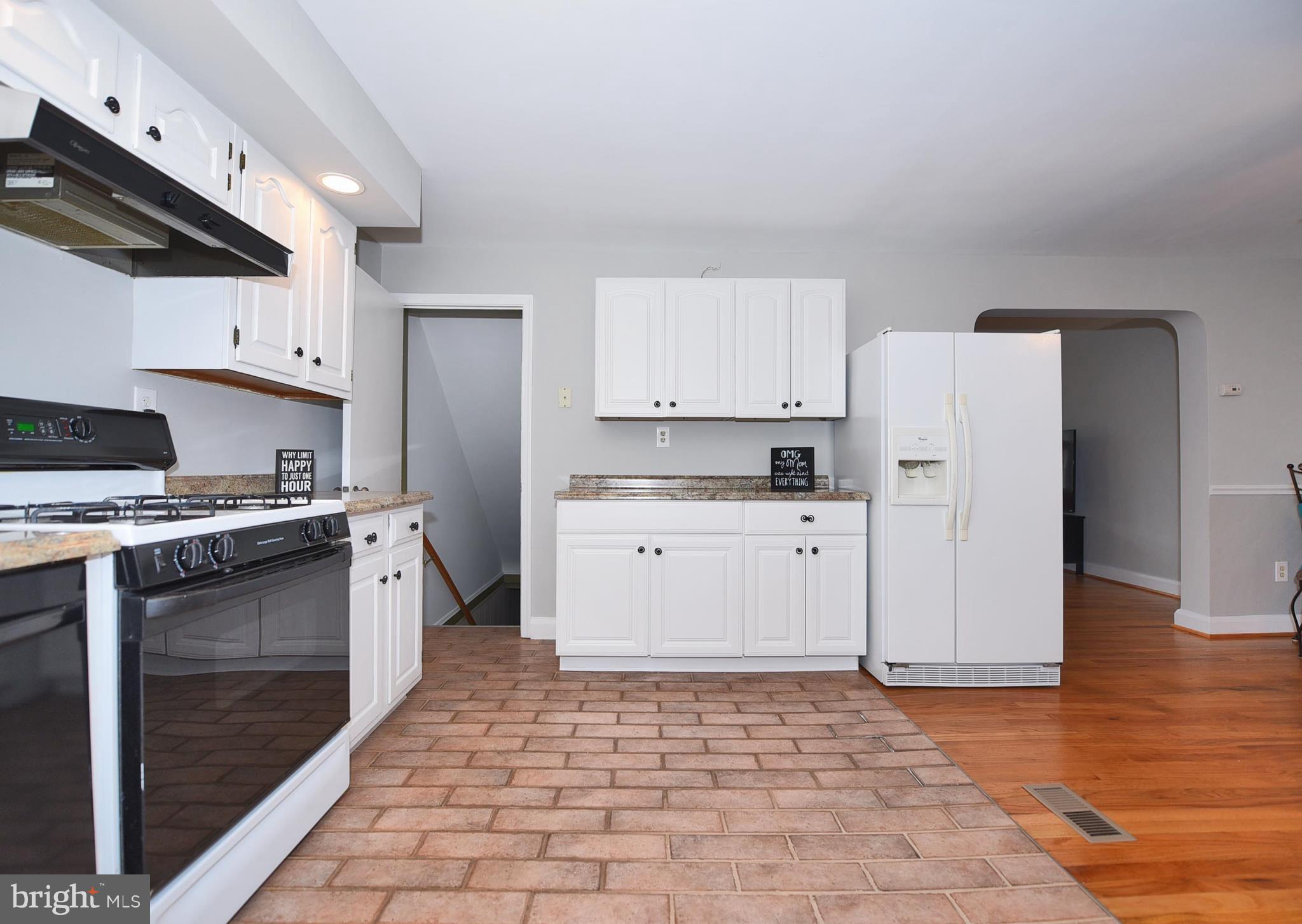 1528 Doxbury Road Baltimore, MD 21286 - Photo 11 of 30 Kitchen
