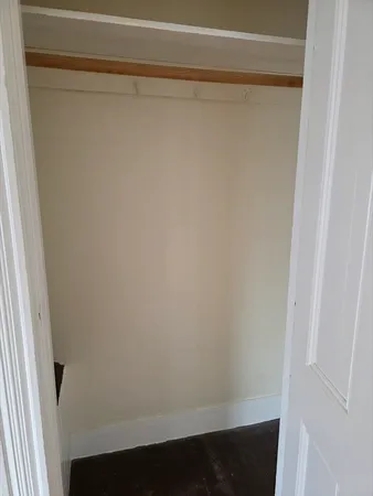 $1,800 | 209 Ash Street, Unit 2R, Waltham, MA 02453