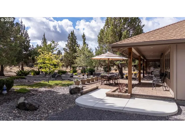 $1,050,000 | 6820 Southwest George Millican Road, Prineville, OR 97754
