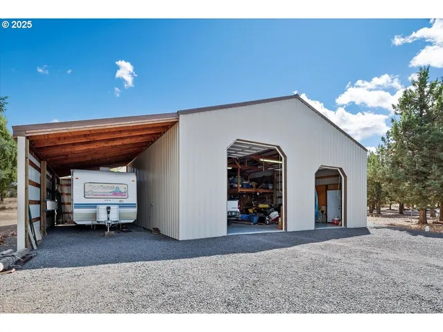 $1,050,000 | 6820 Southwest George Millican Road, Prineville, OR 97754