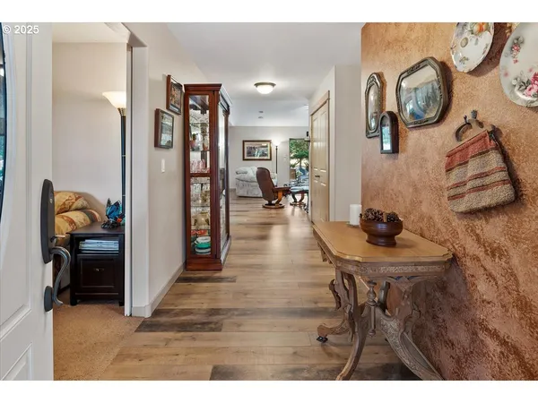 a view of a livingroom and dining room