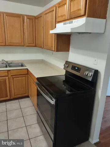 $3,000 | 9626 Lindenbrook Street, Fairfax, VA 22031