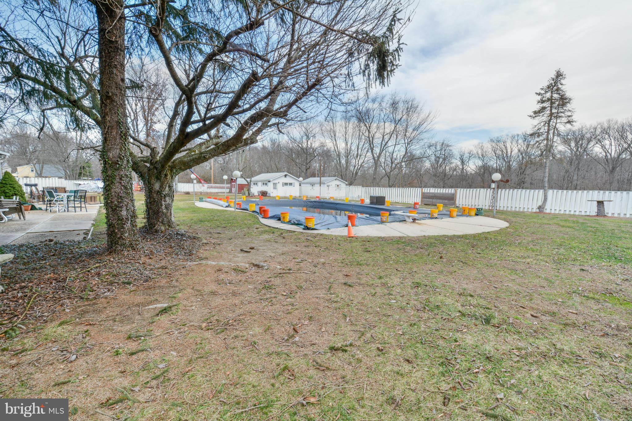 501 Magnolia Road Edgewood, MD 21040 - Photo 26 of 29 Inground Pool