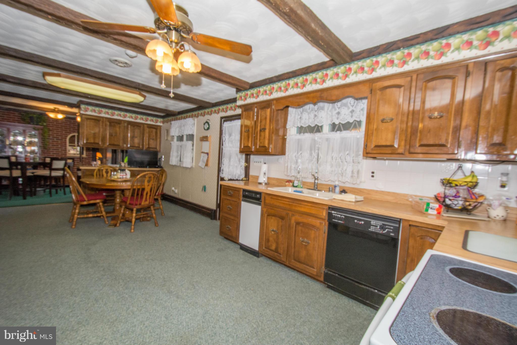 501 Magnolia Road Edgewood, MD 21040 - Photo 4 of 29 Kitchen