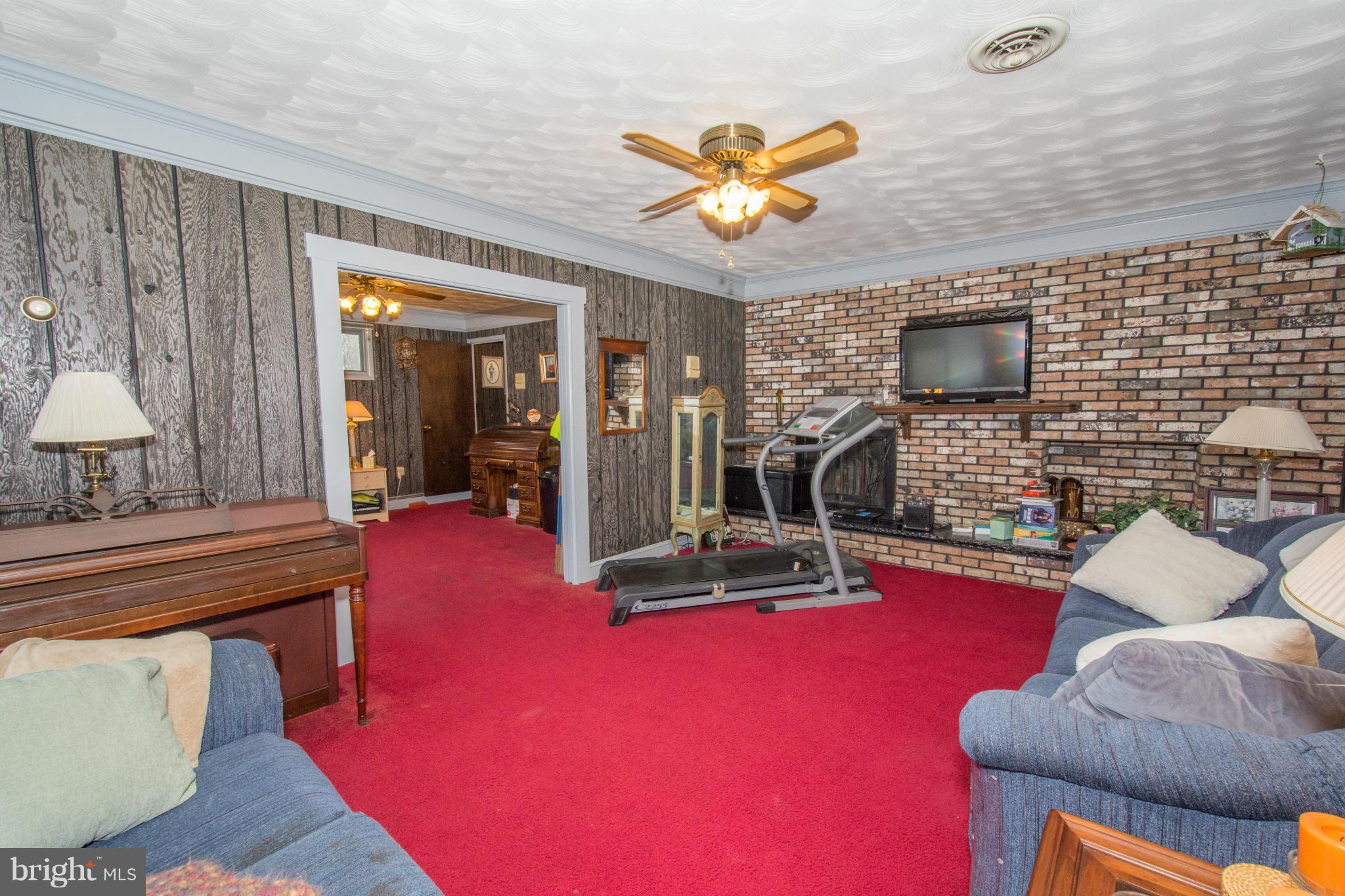 501 Magnolia Road Edgewood, MD 21040 - Photo 10 of 29 Family Room