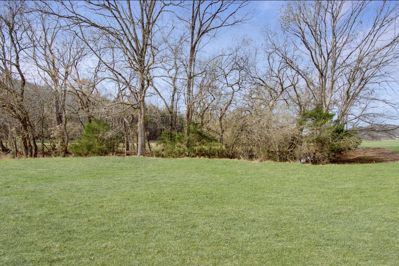 718 Sullivan Bend Road Elmwood, TN 38560 - Photo 9 of 31 Gallery Image 9