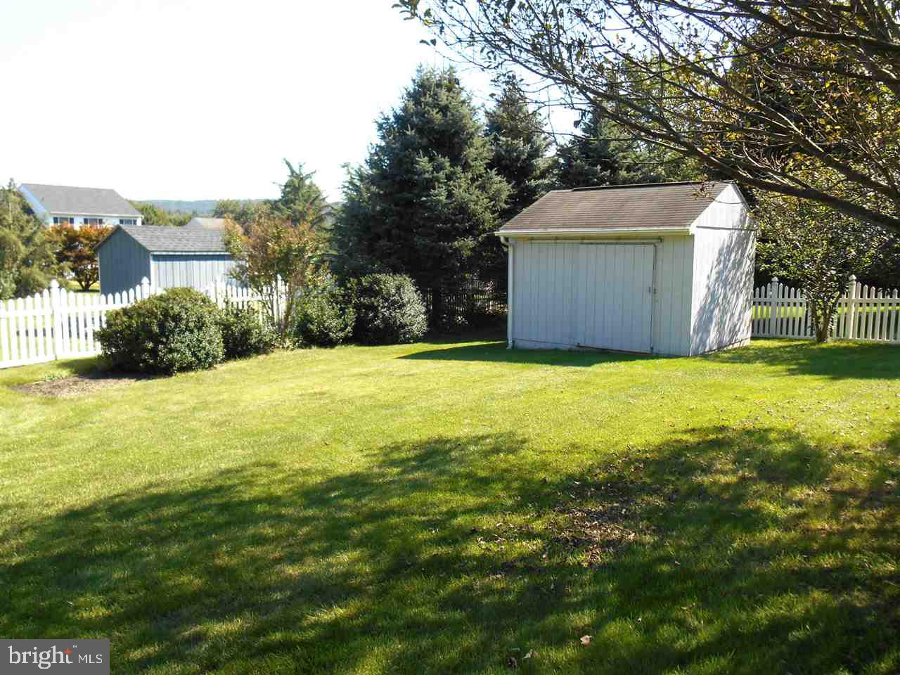 75 Olde Hickory Road Mount Wolf, PA 17347 - Photo 4 of 19 Gallery Image 4