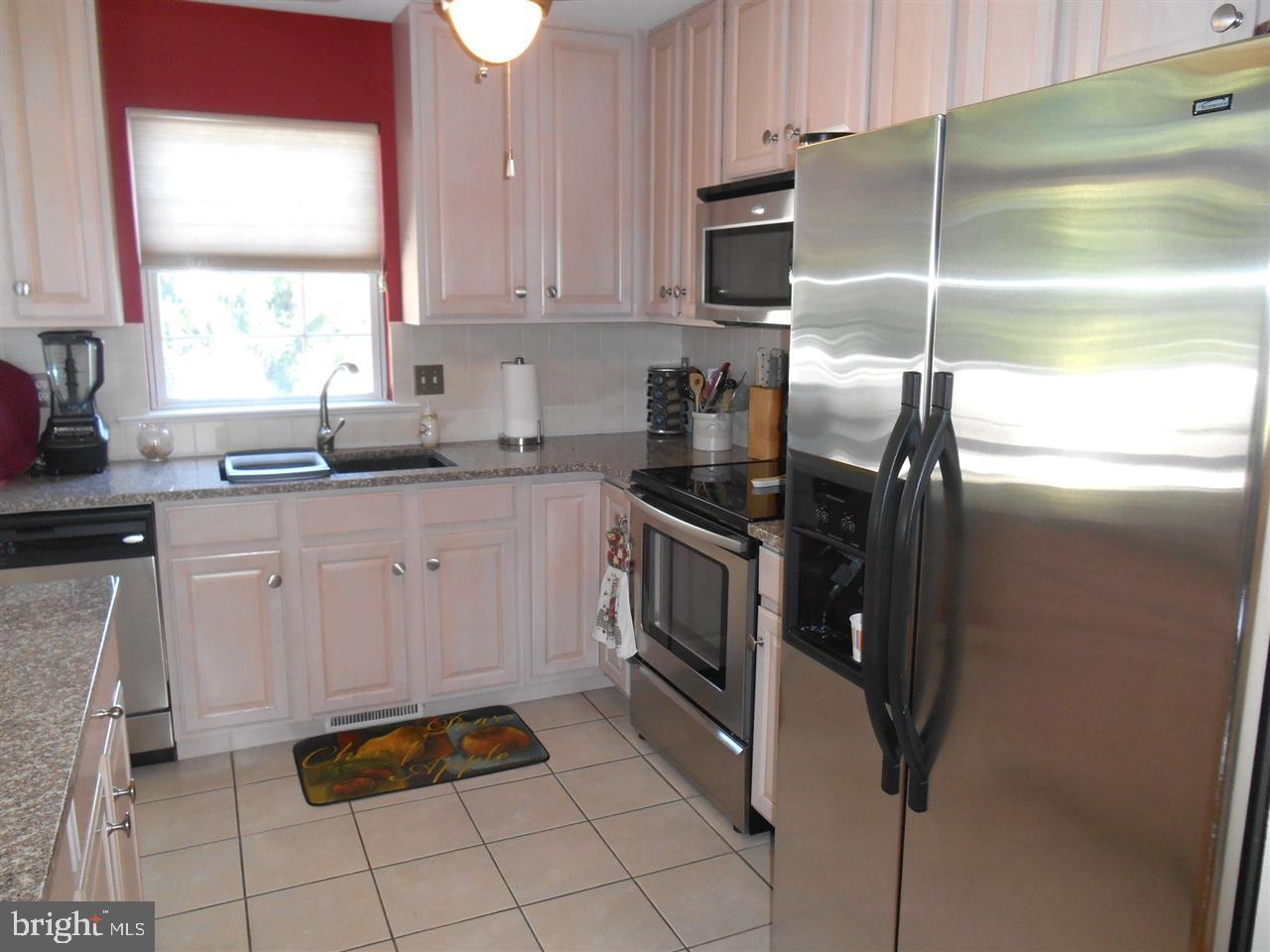 75 Olde Hickory Road Mount Wolf, PA 17347 - Photo 9 of 19 Gallery Image 9