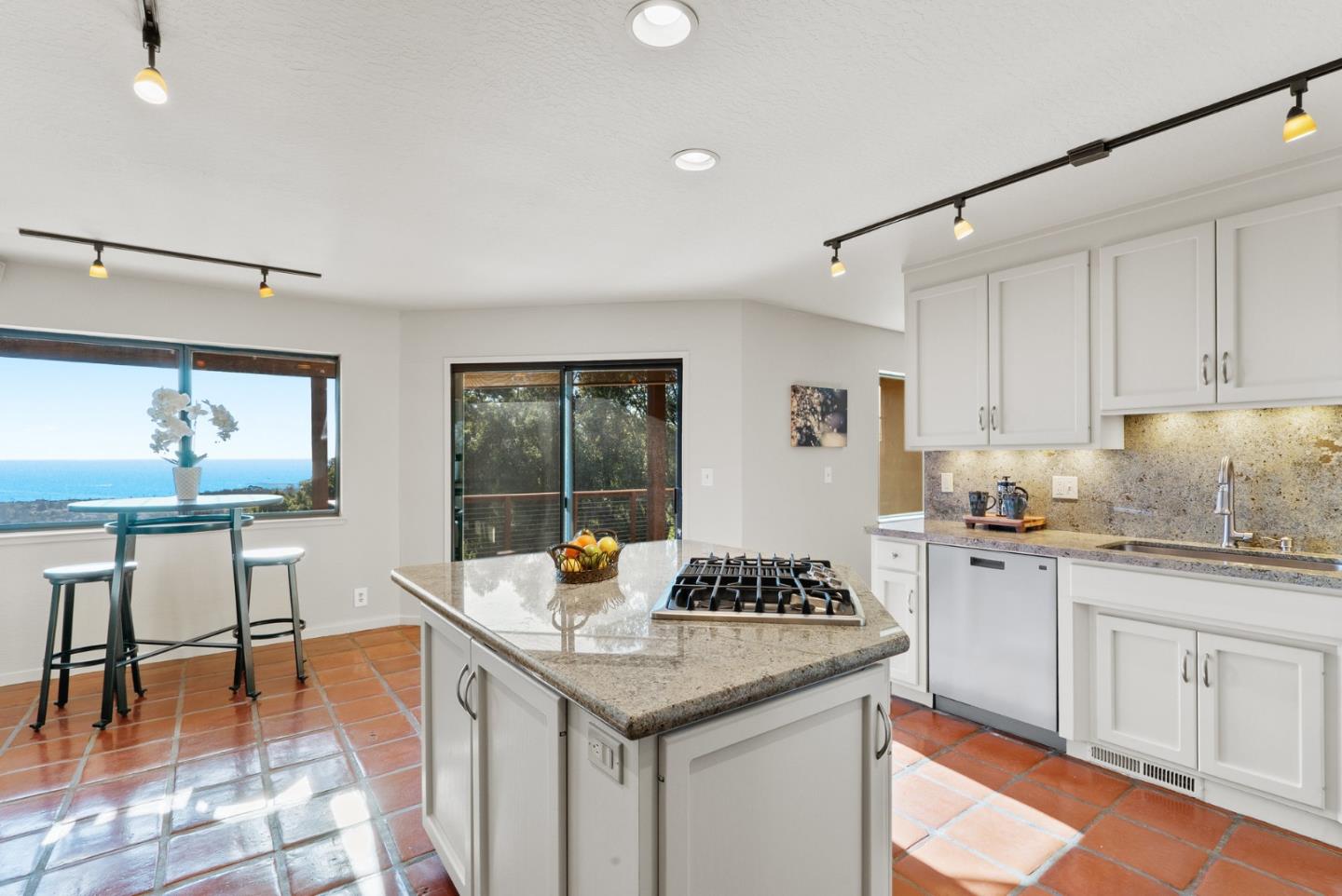 925 Skyward Drive Aptos, CA 95003 - Photo 17 of 95