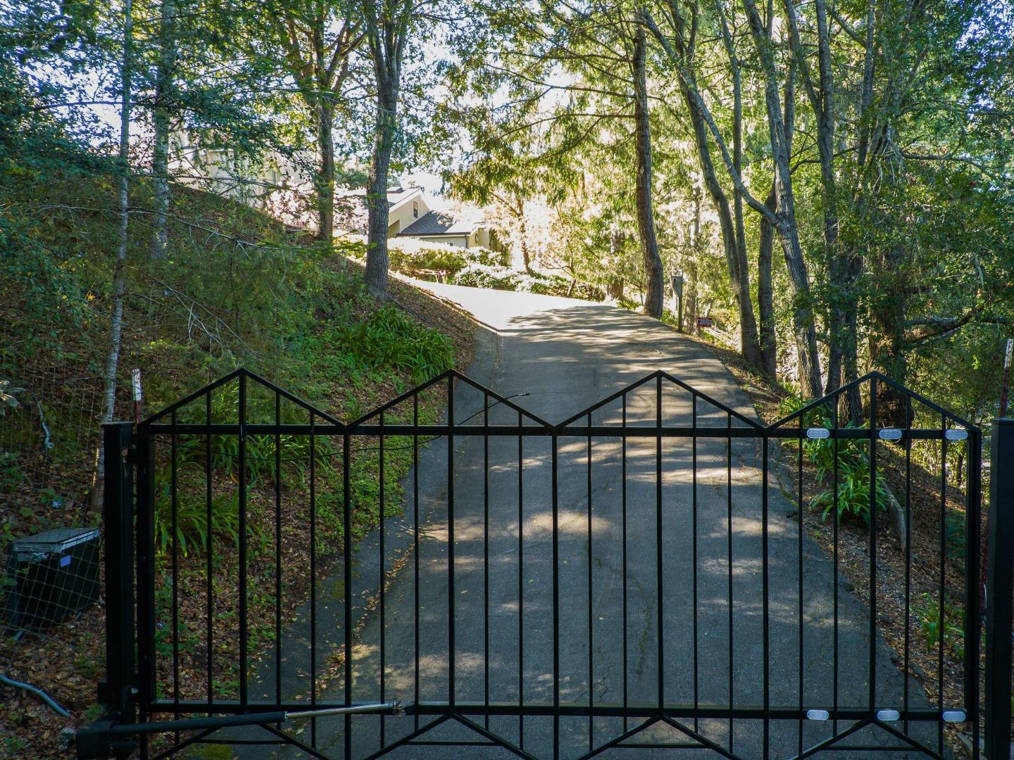 925 Skyward Drive Aptos, CA 95003 - Photo 2 of 95
