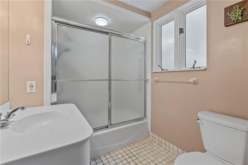 2760 Fernwald Road Pittsburgh, PA 15217 - Photo 24 of 30 Gallery Image 24