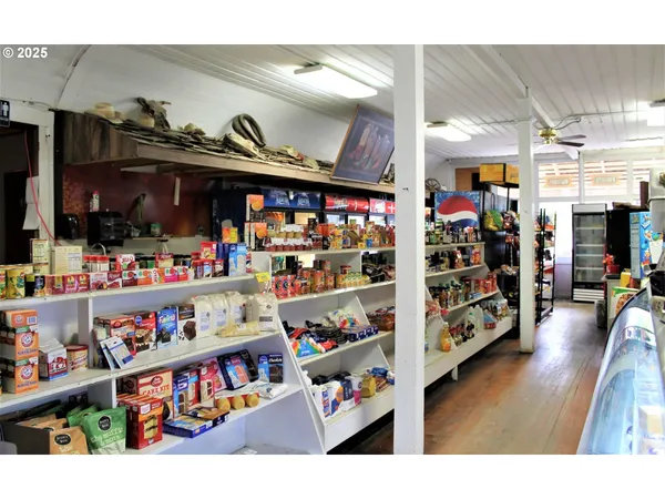 $740,000 | 207 West Franklin Avenue, Dayville, OR 97825