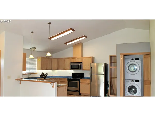 $740,000 | 207 West Franklin Avenue, Dayville, OR 97825