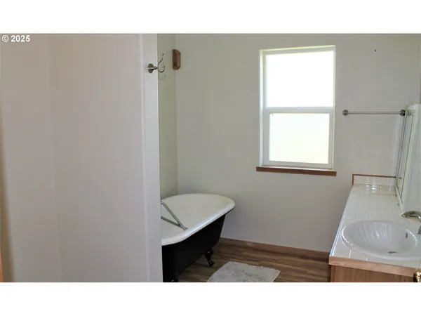 $740,000 | 207 West Franklin Avenue, Dayville, OR 97825