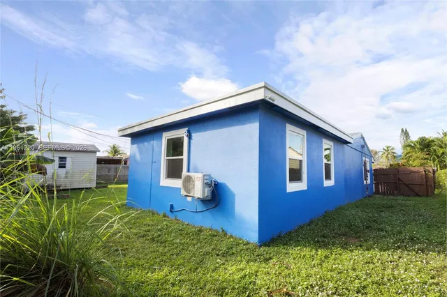 $557,000 | 1510 Southwest 68th Avenue, North Lauderdale, FL 33068