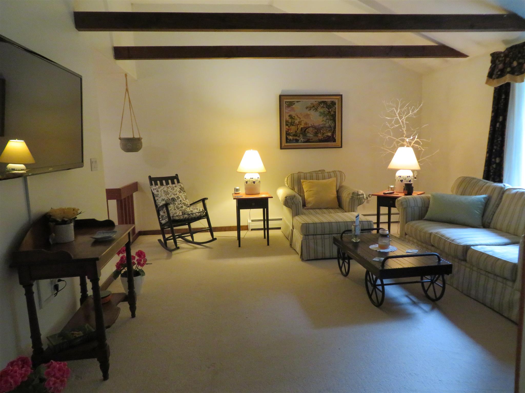 17 A Kienia Road Hudson, NH 03051 - Photo 8 of 24 Gallery Image 8