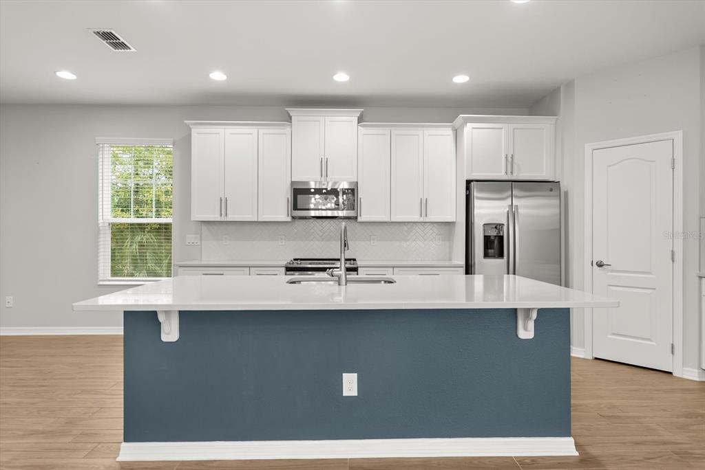 601 Becklow Street DeBary, FL 32713 - Photo 9 of 42