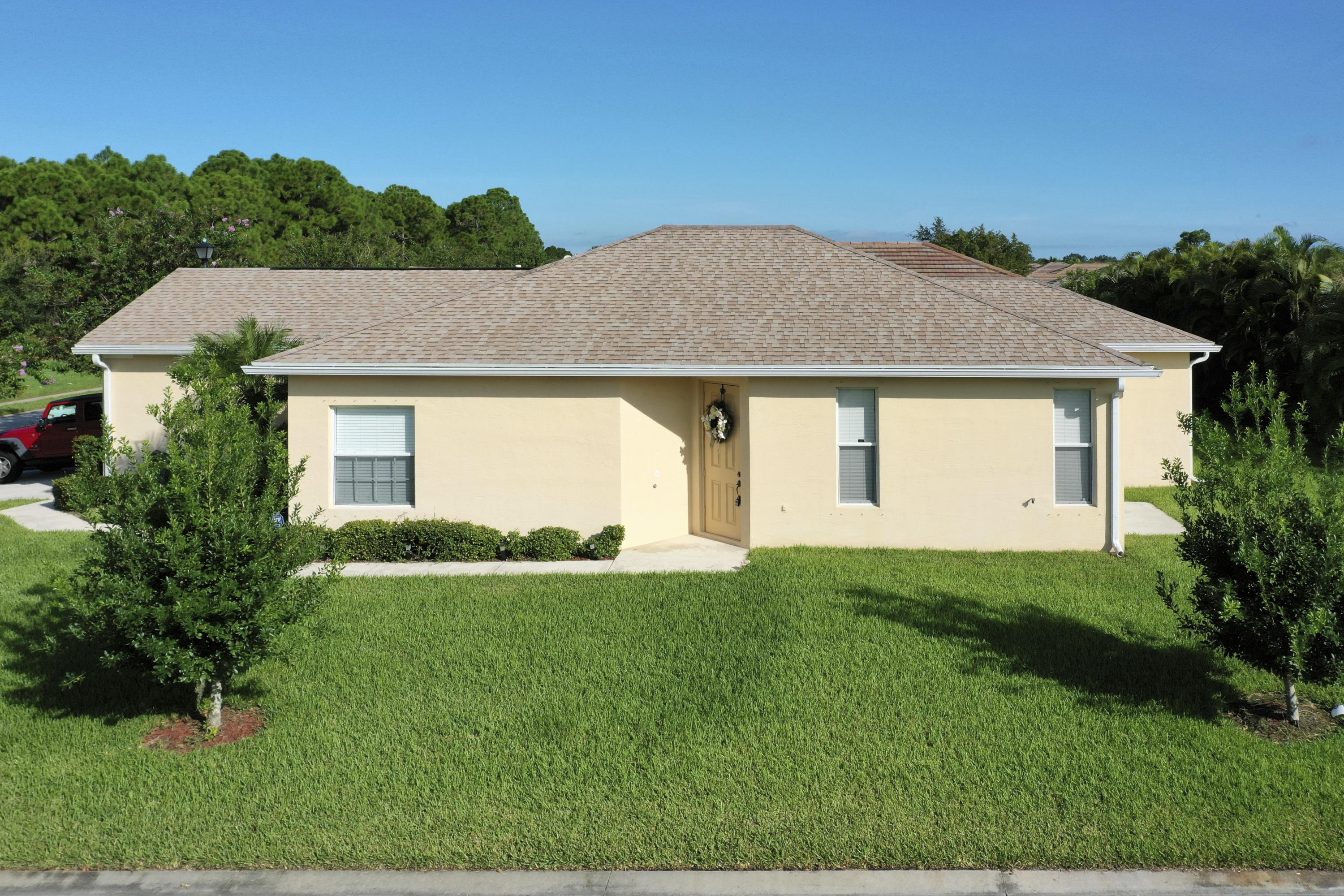 267 Southwest Coconut Key Way Port St. Lucie, FL 34986 - Photo 2 of 26 Sidewalk Front Entry