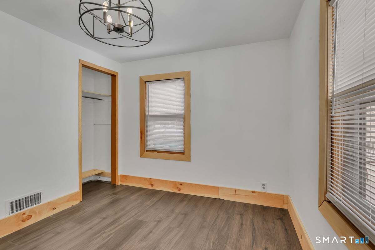 13 Benjamin Street Bristol, CT 06010 - Photo 14 of 37