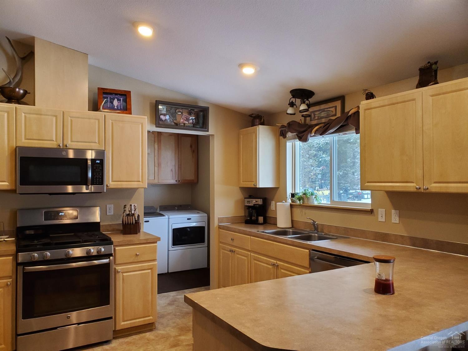 16158 Hawks Lair Road La Pine, OR 97739 - Photo 9 of 23 Additional Photo