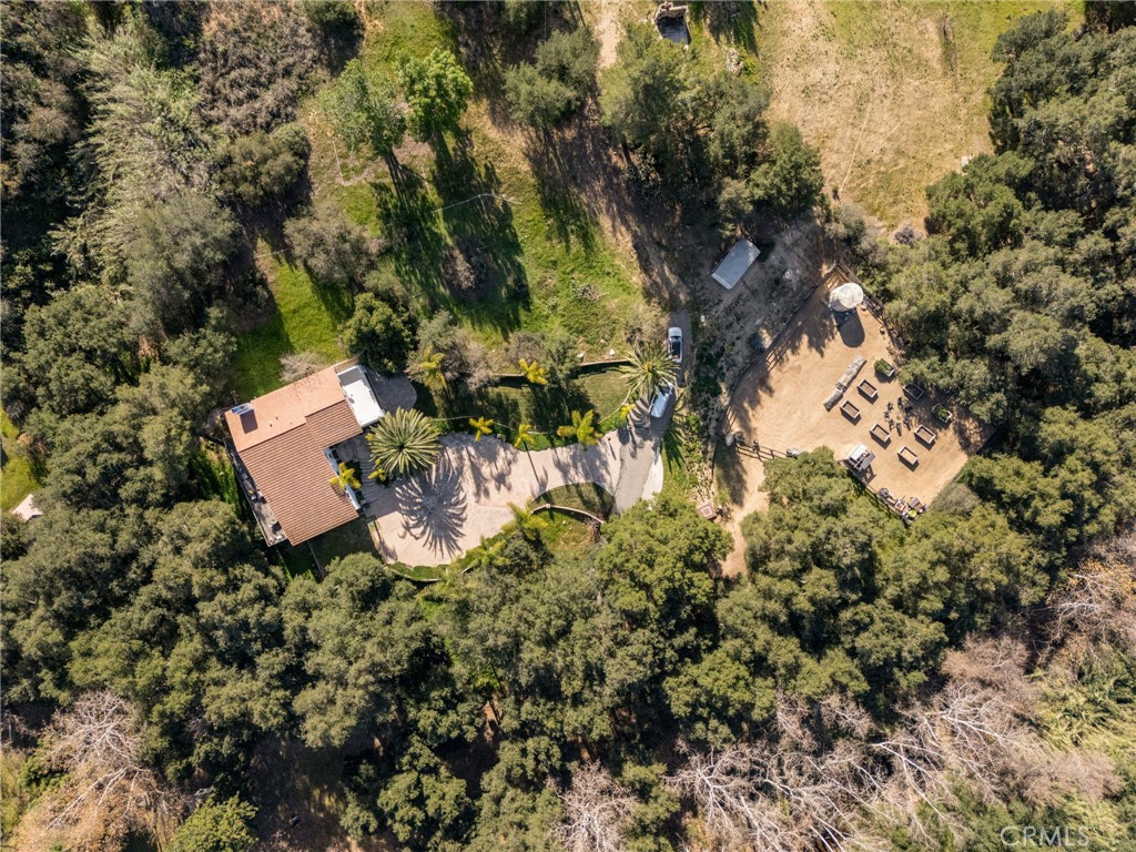 view of a house with a yard