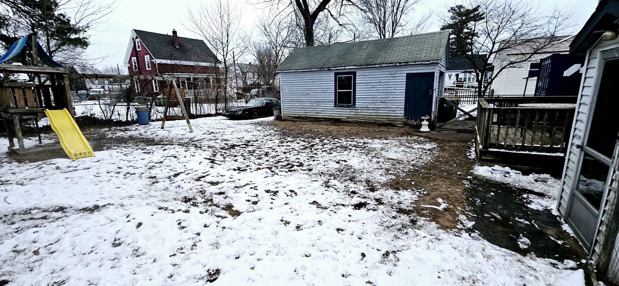103 Maple Street Rochester, NH 03867 - Photo 8 of 37