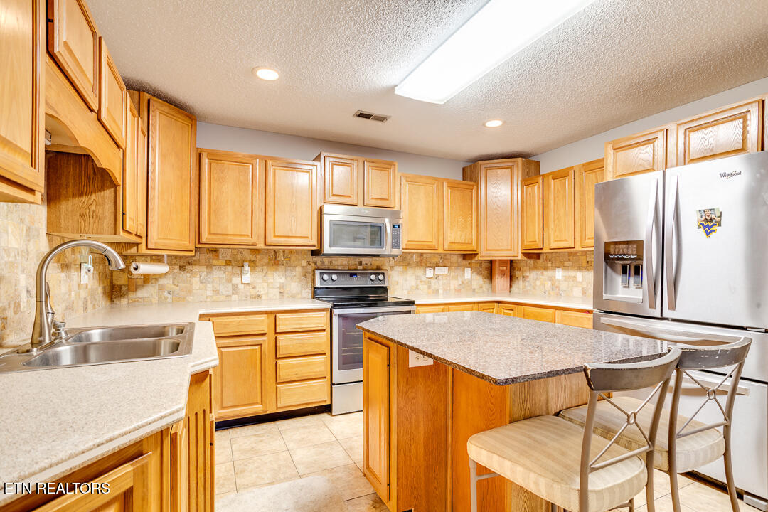 4654 Angakot Road Corryton, TN 37721 - Photo 13 of 46 014250501-1-4654AngakotRdCorrytonTN-SCRE