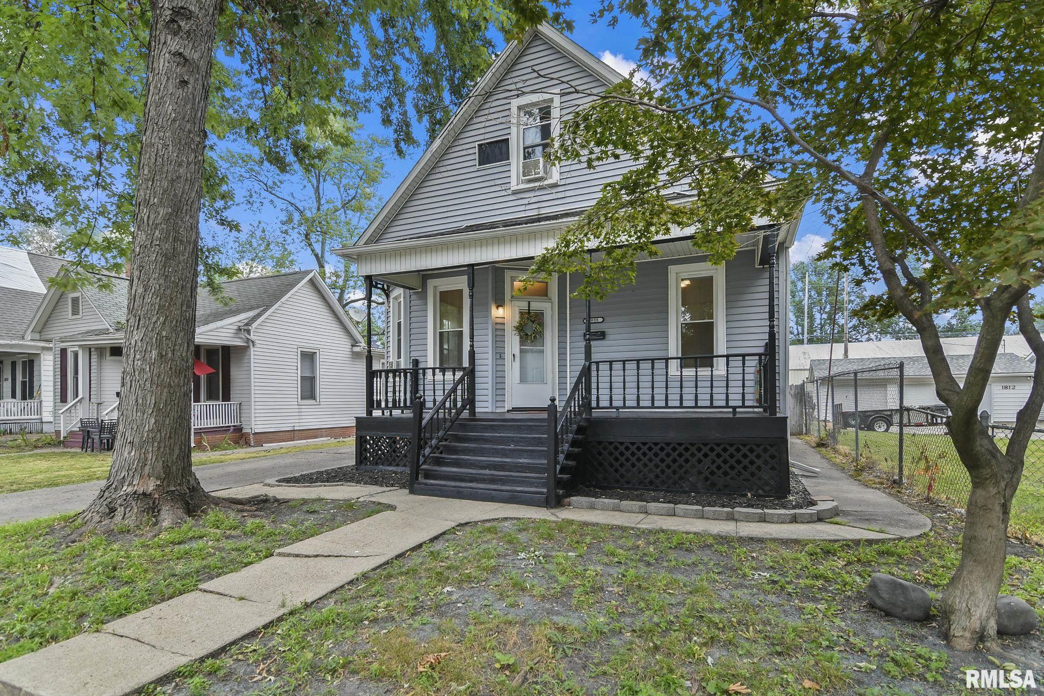 1808 South 2nd Street Springfield, IL 62704 - Photo 1 of 35