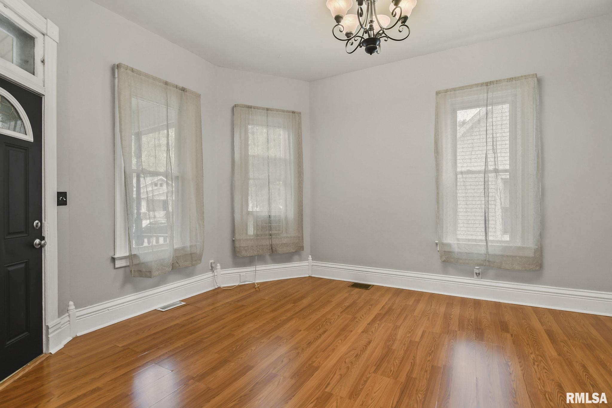 1808 South 2nd Street Springfield, IL 62704 - Photo 8 of 35