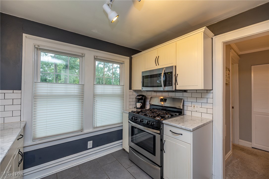 263 Sunset Road Avon Lake, OH 44012 - Photo 19 of 31 Gallery Image 19