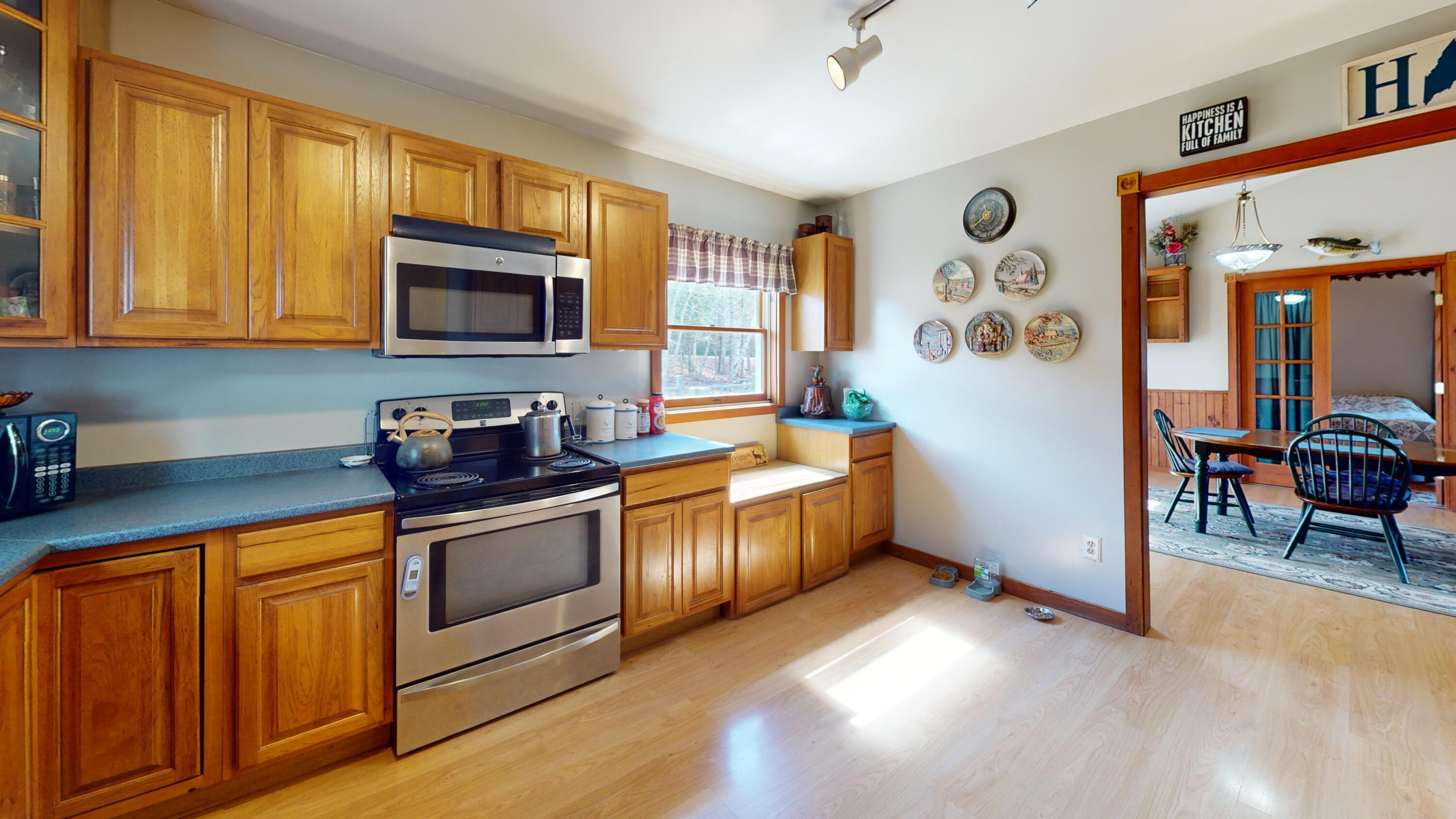 303 Phinney Farm Road Lincoln, ME 04457 - Photo 5 of 26