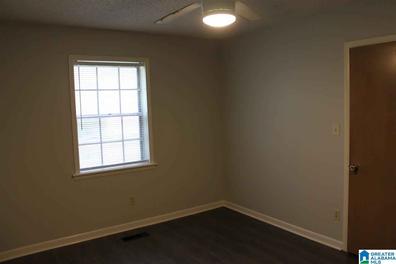 532 Crosscreek Trail Pelham, AL 35124 - Photo 7 of 36