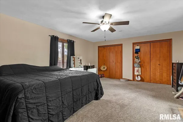 $320,000 | 112 Landsdowne Drive, Sherman, IL 62684