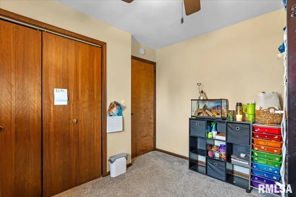 $320,000 | 112 Landsdowne Drive, Sherman, IL 62684