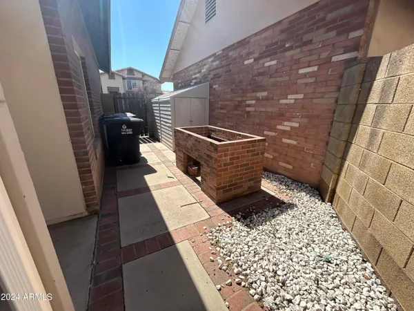 $2,050 | 1220 East Liberty Shores Drive, Gilbert, AZ 85234