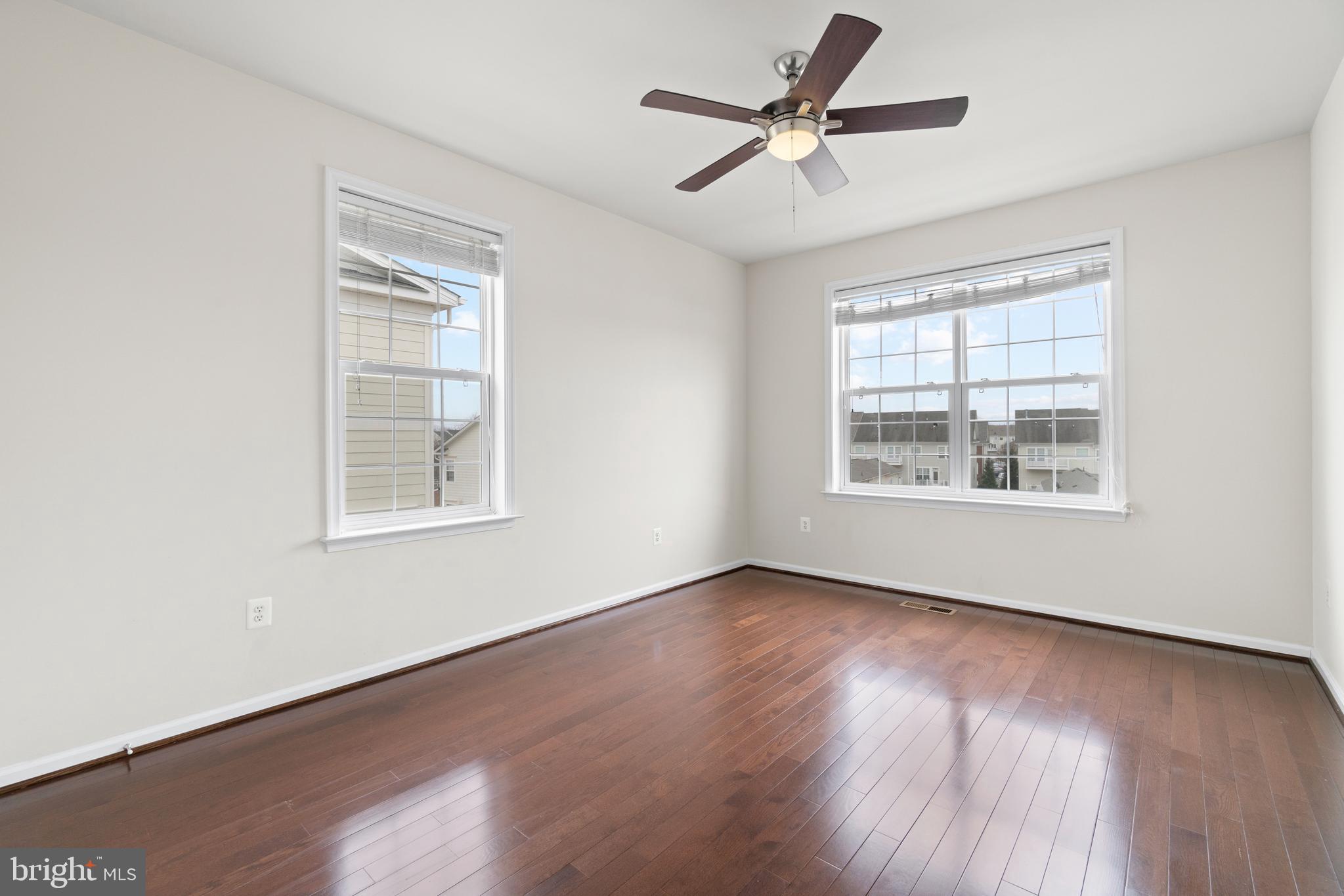 43653 McDowell Square Leesburg, VA 20176 - Photo 27 of 33