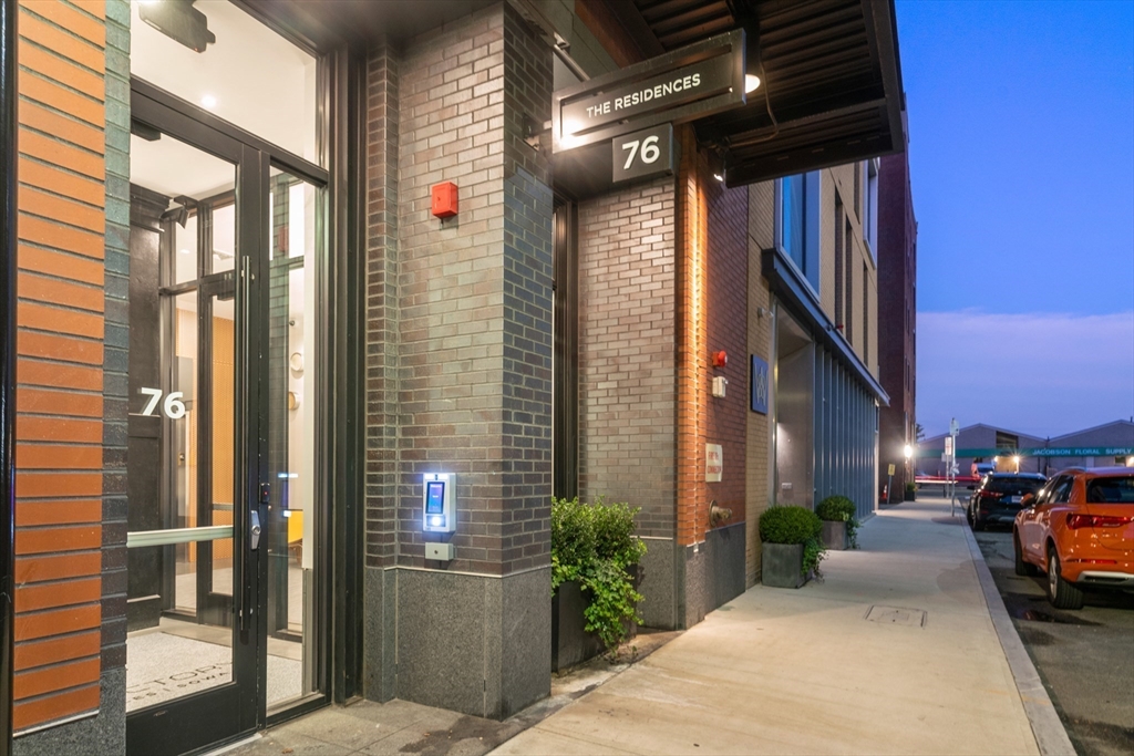 76 Wareham Street, Unit PHD Boston, MA 02118 - Photo 36 of 37